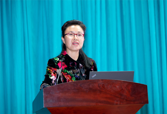 副校长颜敏作《以人才培养模式改革促本科教学质量提高》专题发言